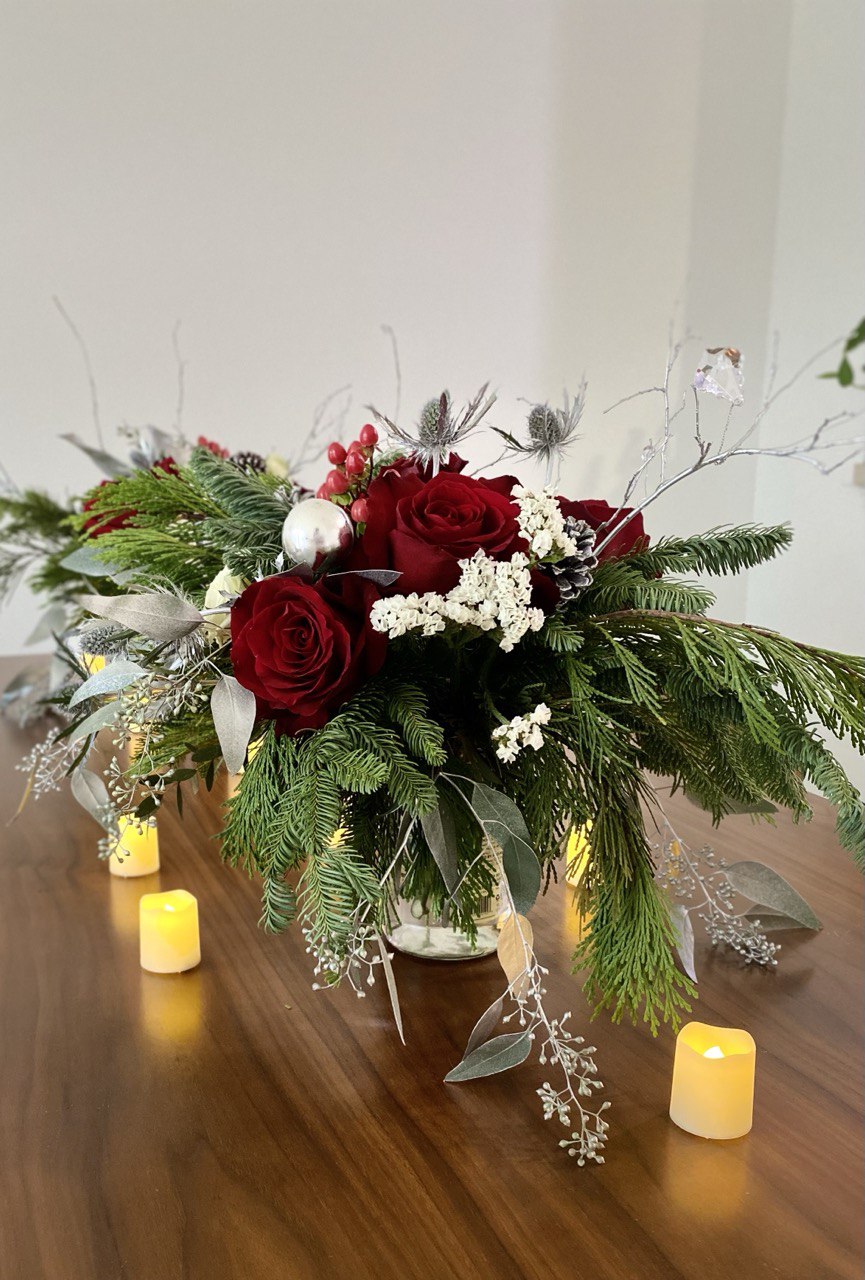 Holiday Elegance Bouquet