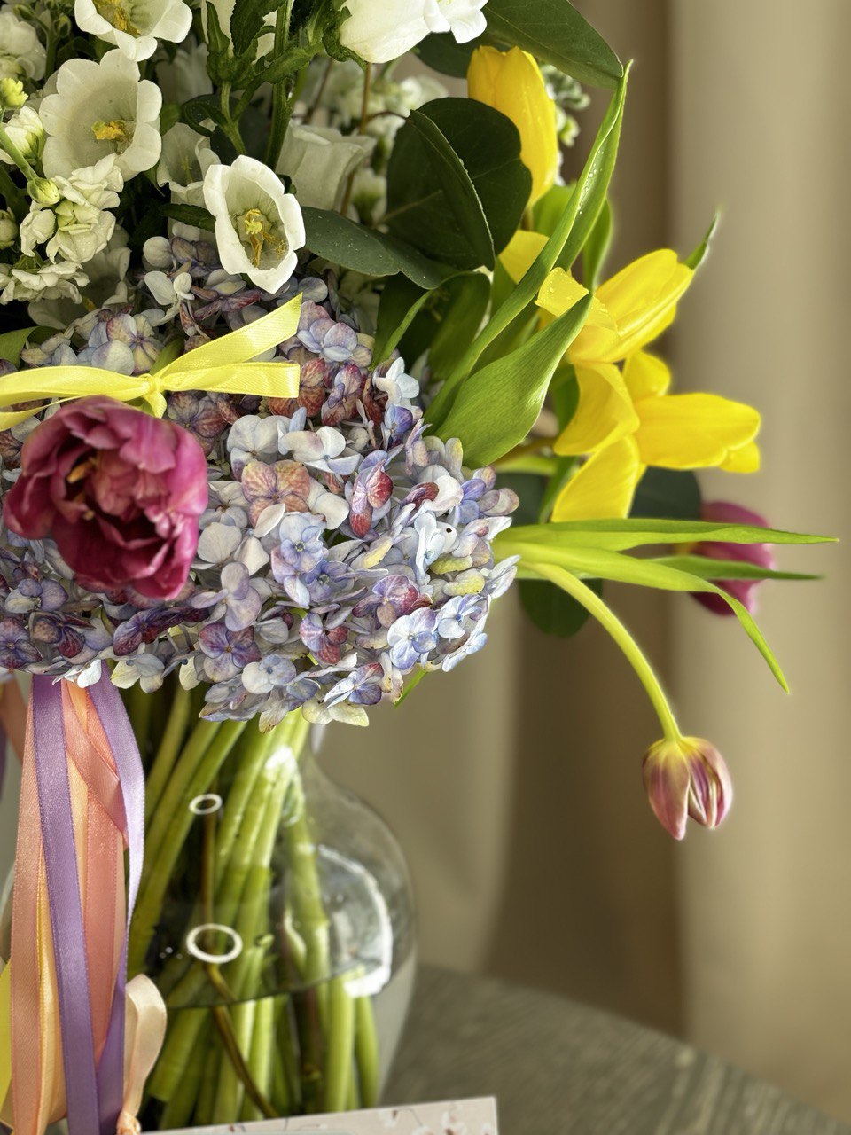 Bouquet in Vase “Amanda”