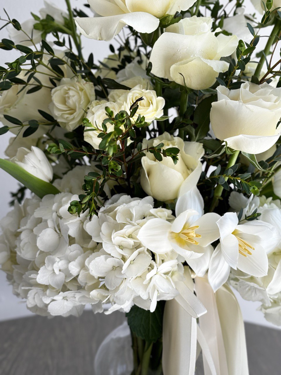 Ramo "Elegancia Blanca"