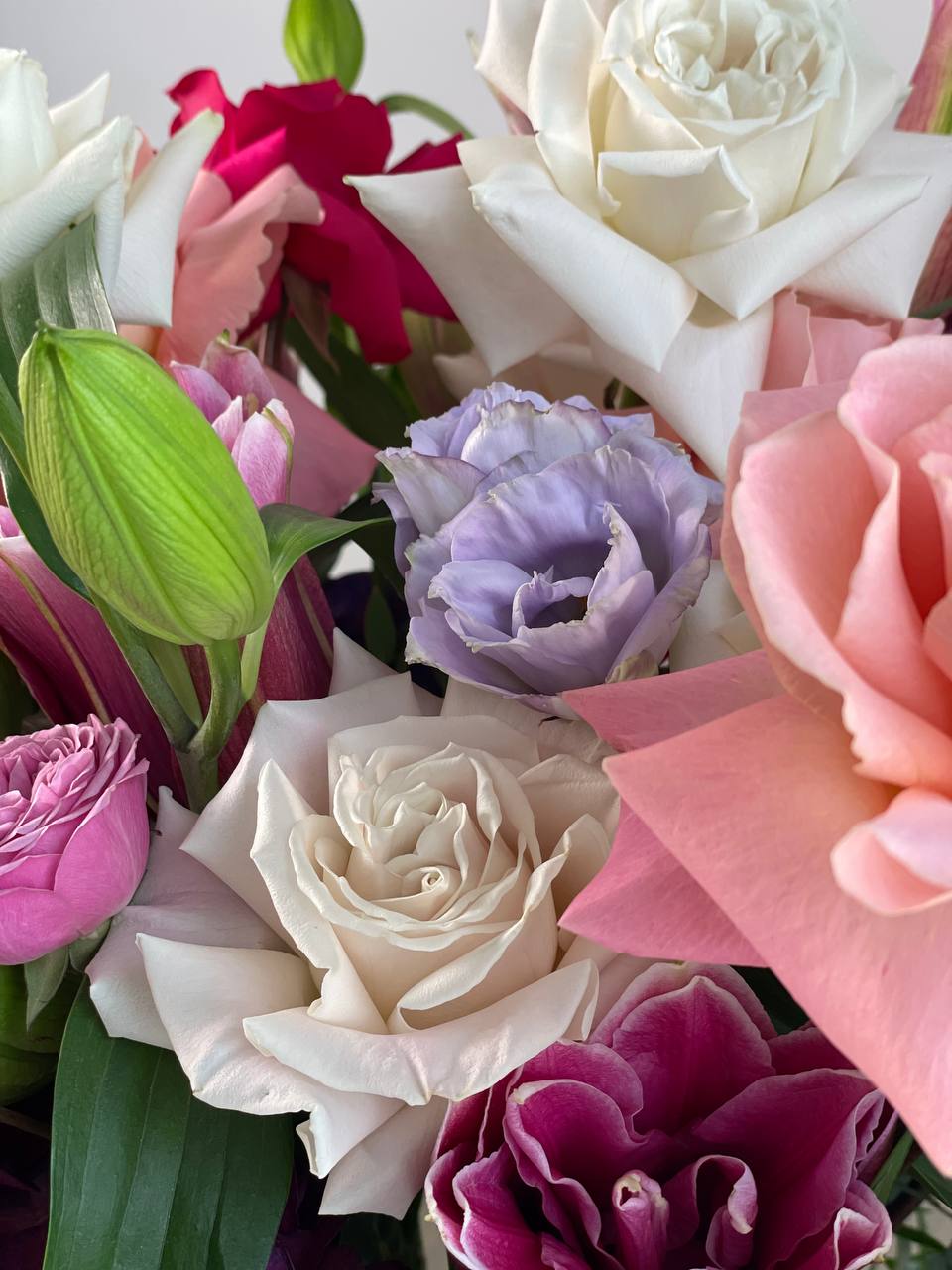 Bouquet in vase "Grand Amour"