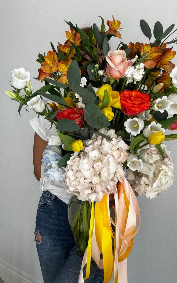 Ramo "Elegancia Floreciente"