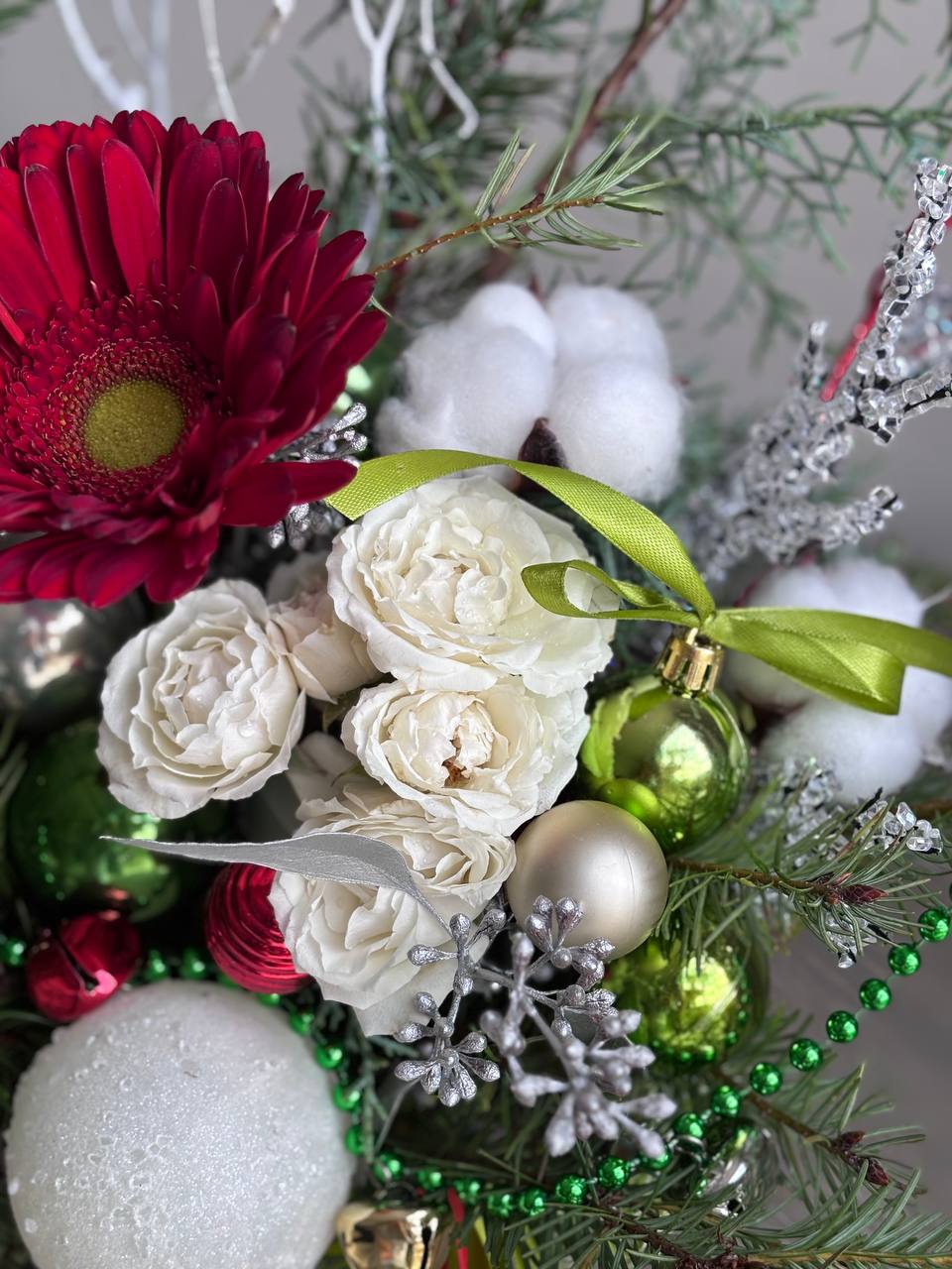 Christmas Bouquet "Mr. Grinch"