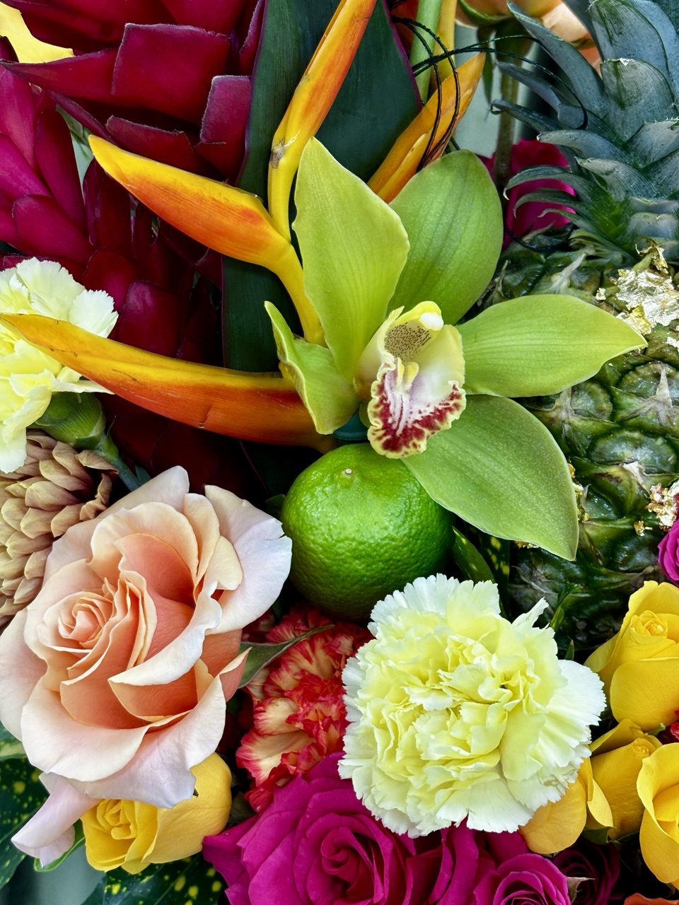 Flowers Basket "Tropical delight"